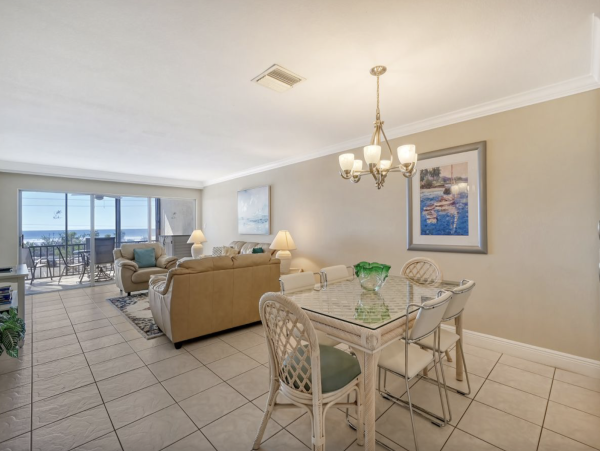 Charming Siesta Key Two Bedroom Vacation Rental
